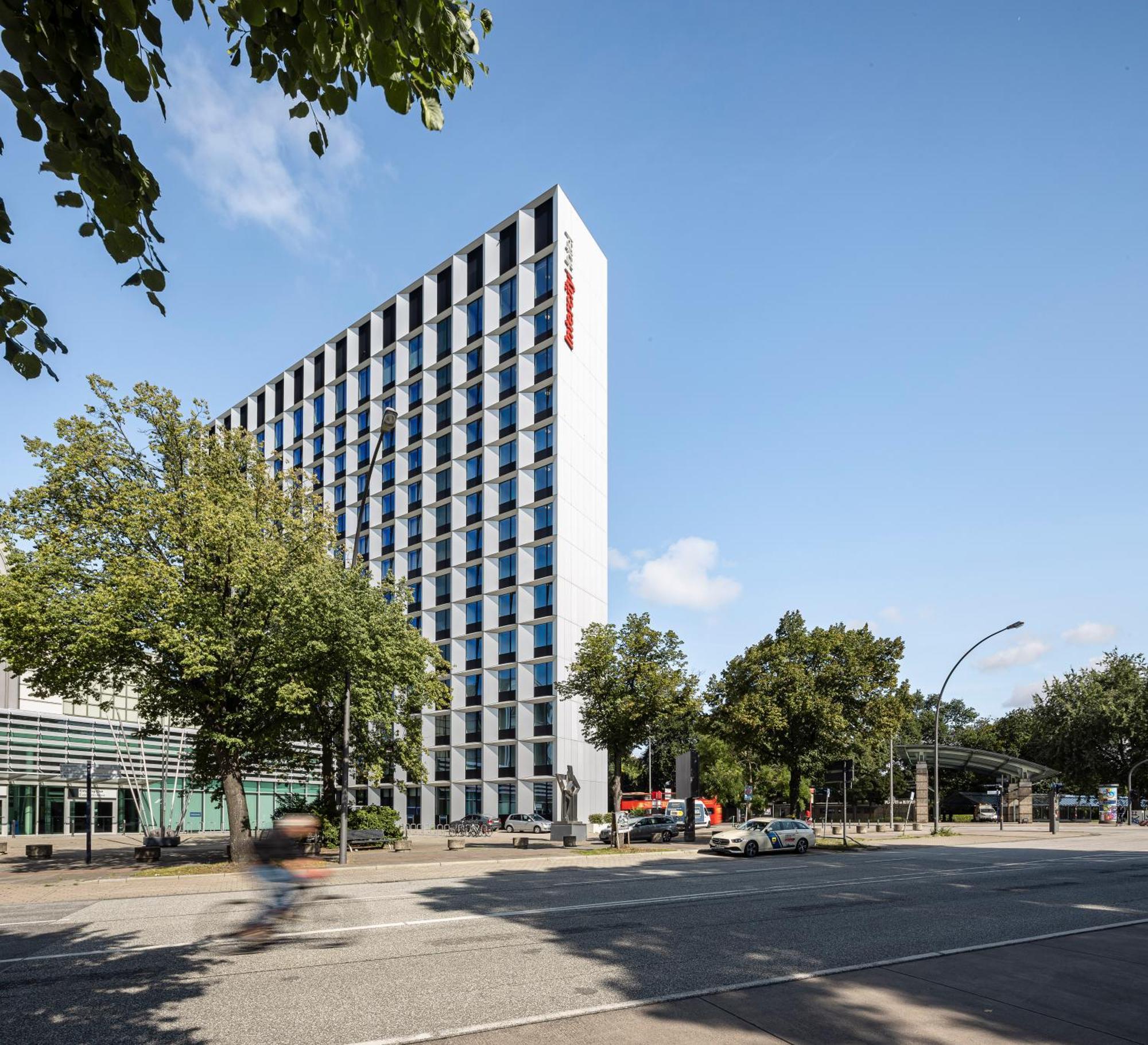Intercityhotel Hamburg Dammtor-Messe Exterior foto